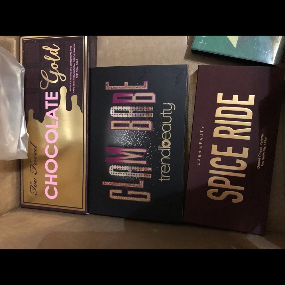 Makeup Pallets Kara Beauty